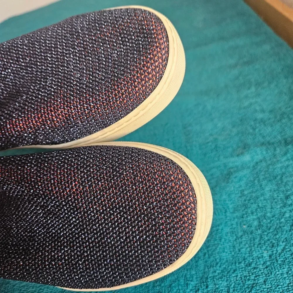 Rothy’s The Sneaker Slip On Galaxy Metallic Navy Sparkle Blue Halo Size 8.5W